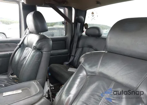 1999 Chevrolet Silverado 1500 Ls z USA, uszkodzony, nr VIN 1GCEK19T3XE168540